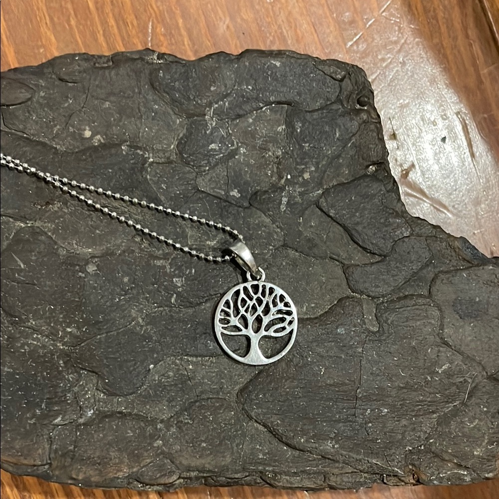 Elegant Silver Tree of Life Pendant Necklace